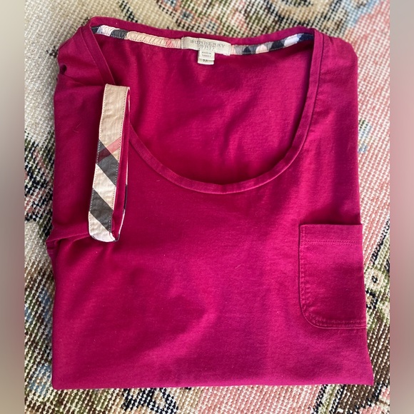 BURBERRY BRIT Upscale Pocket Tee🔥Scoop neck/LOGO/Nova Check🔥BERRY💋EUC🔥Medium - Picture 5 of 17